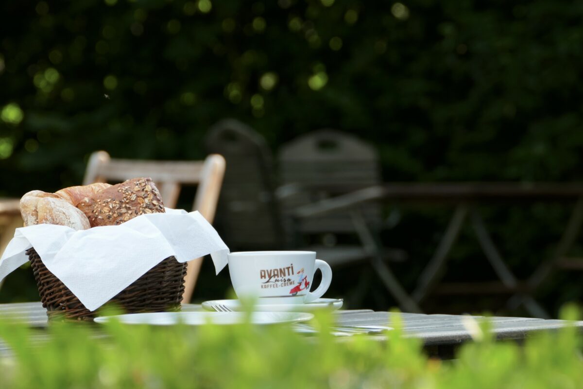 Frühstück im Garten Stormarn Barsbüttel